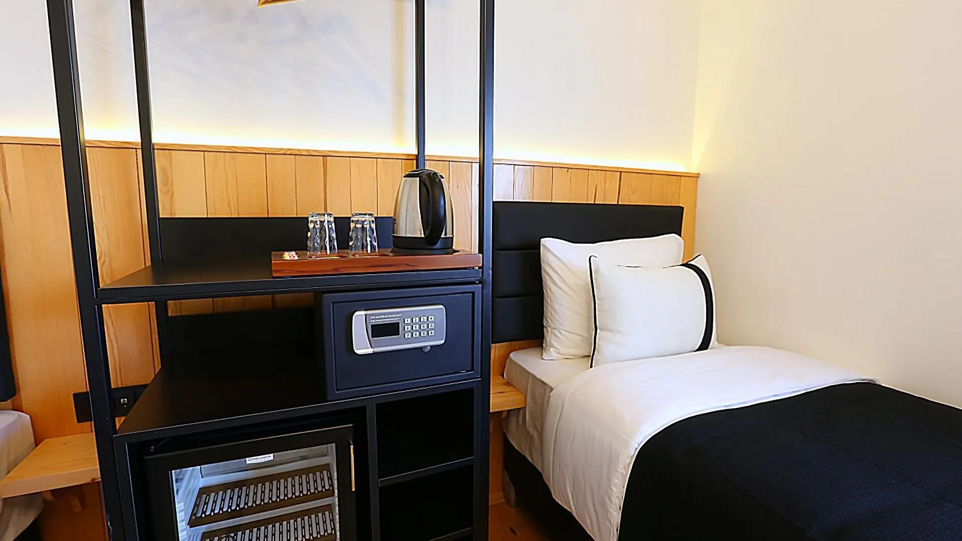 Istanbul Taksim Istiklal Street Kamil Hotel - Historical