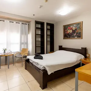Hostel Little Hostel-5 Min Walk To The
