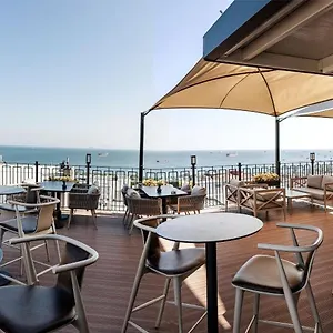 Aprilis - Special Category **** Estambul