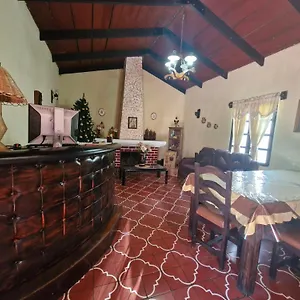 Hotel El Viajero Lli