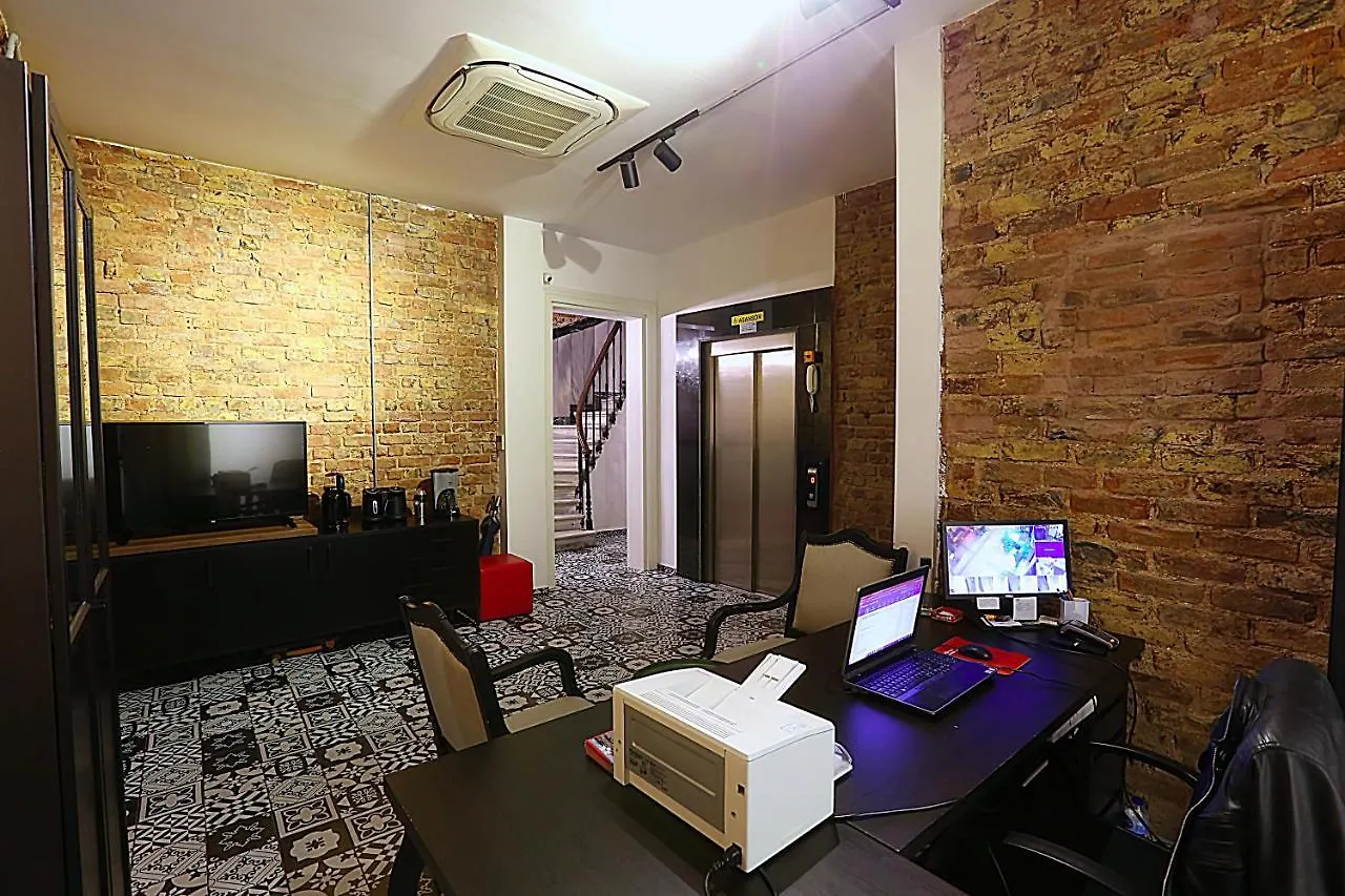 Istanbul Taksim Istiklal Street Kamil Hotel - Historical
