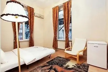 Istanbul Taksim Istiklal Street Kamil Hotel - Historical
