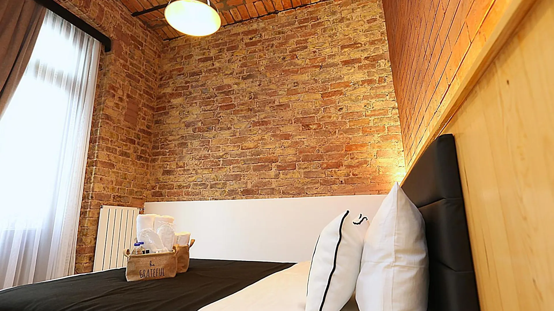 Istanbul Taksim Istiklal Street Kamil Hotel - Historical