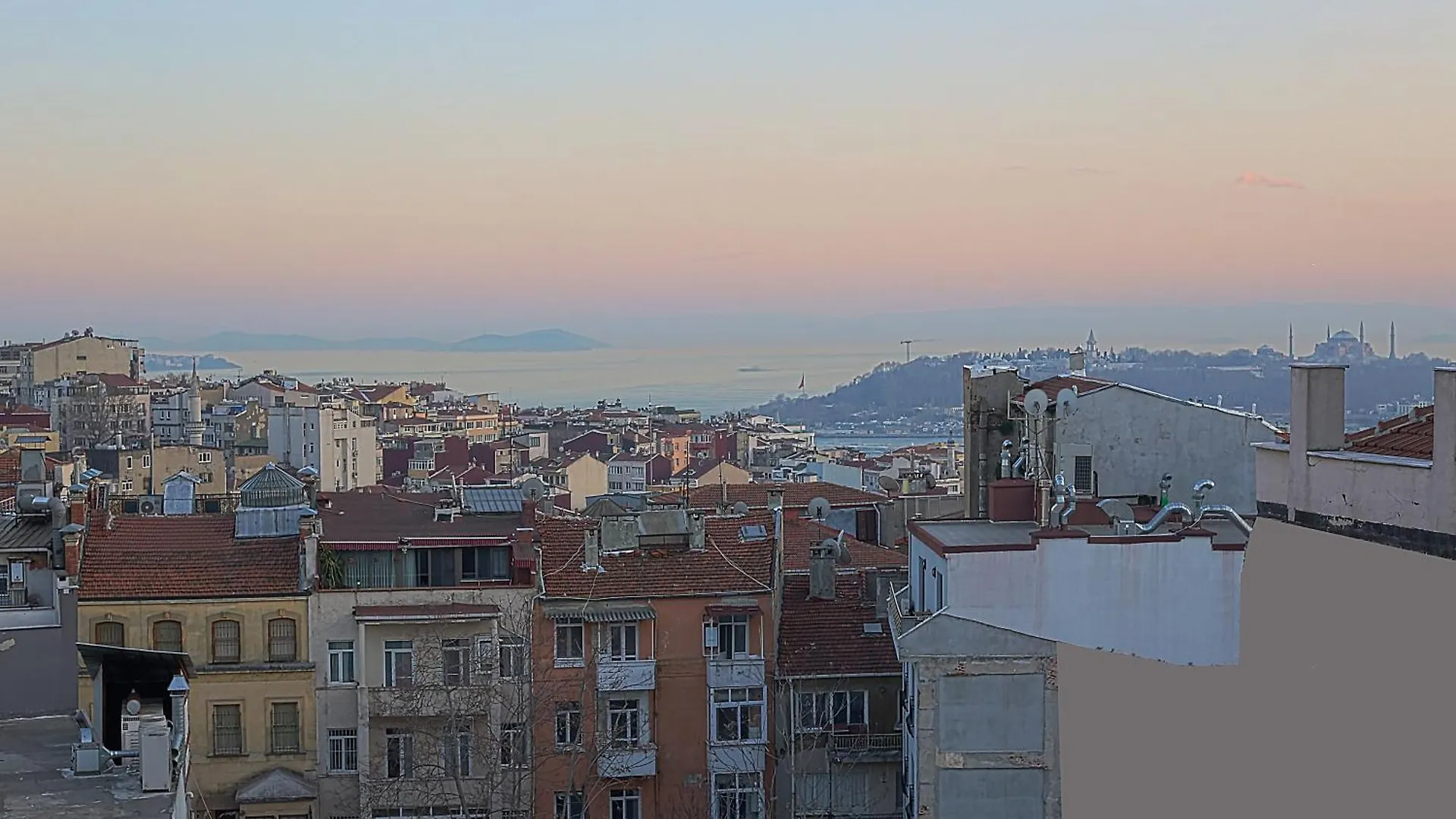 Istanbul Taksim Istiklal Street Kamil Hotel - Historical