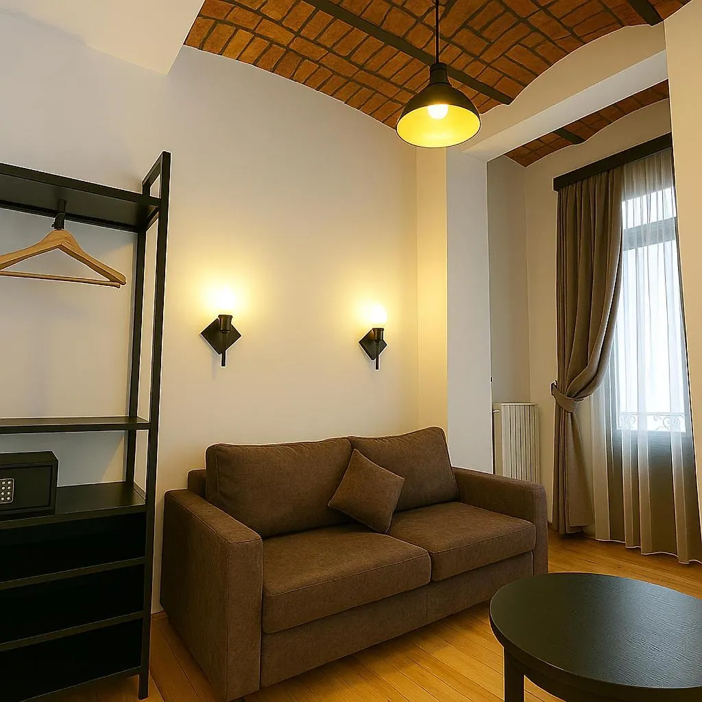 Istanbul Taksim Istiklal Street Kamil Hotel - Historical 3*,